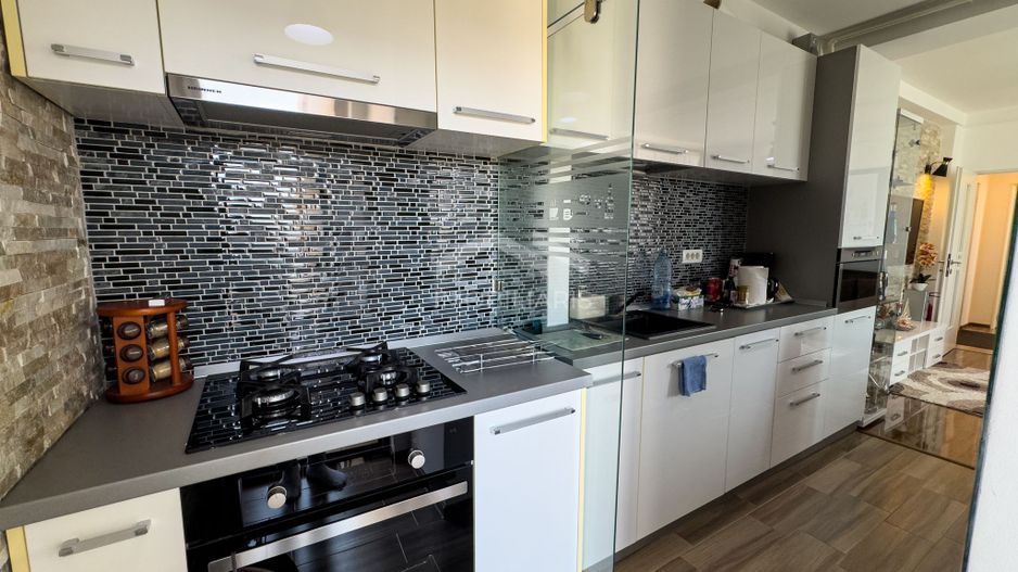 Apartament modern - 2 camere la cheie - zona Lidl Mamaia Nord - Poză 3