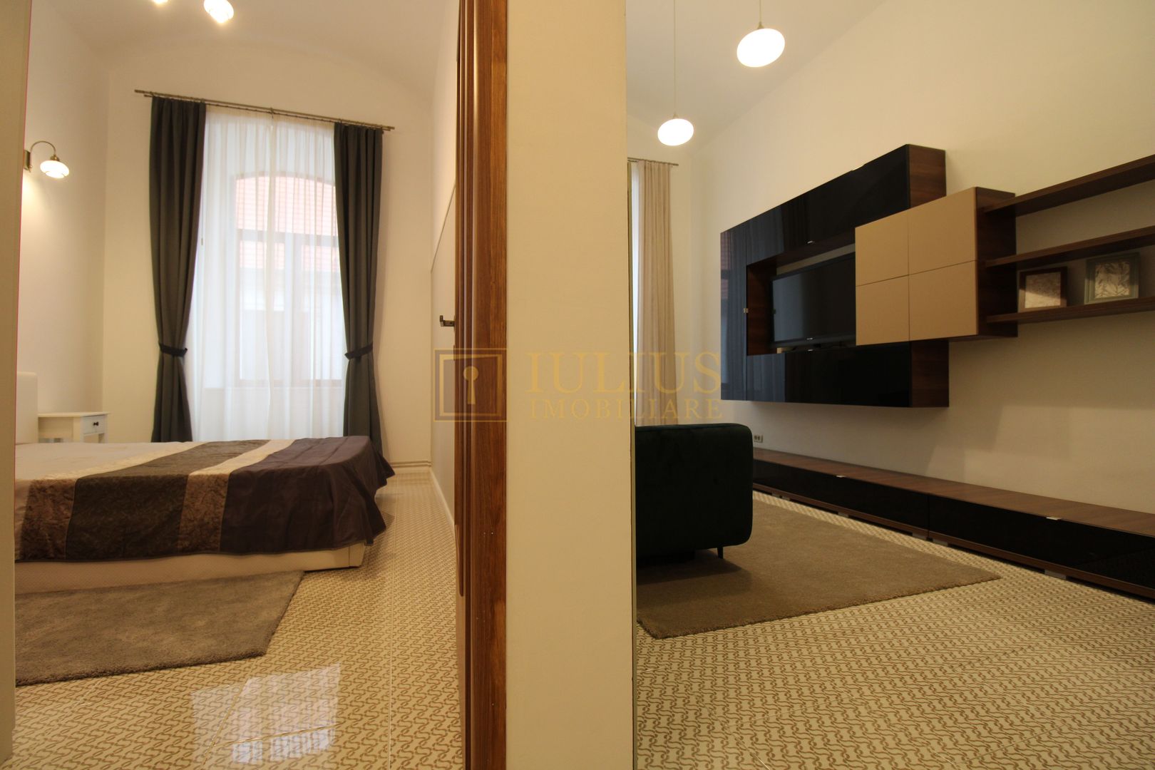 Ultracentral, loc de parcare, amenajari de calitate ! - Poză 6