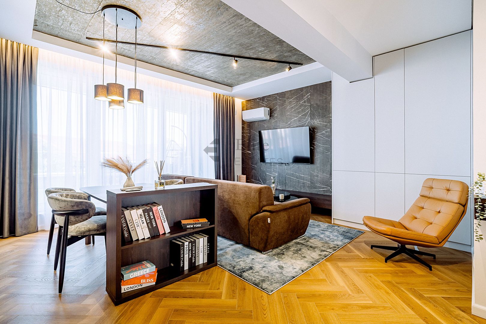 Apartament nou cu 3 camere in bloc "Verde" Zona Centrala - Poză 1