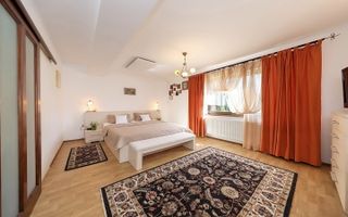 Imobil cu multiple posibilitati de exploatare - Poză 55