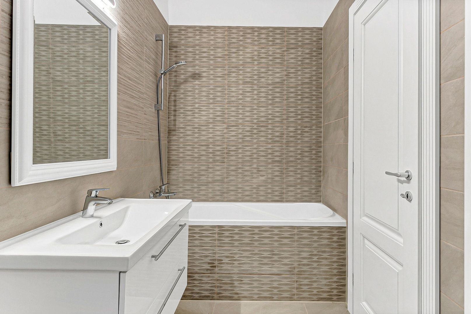 Vândut! Casă nouă modernă zona Tabacovici - Poză 7