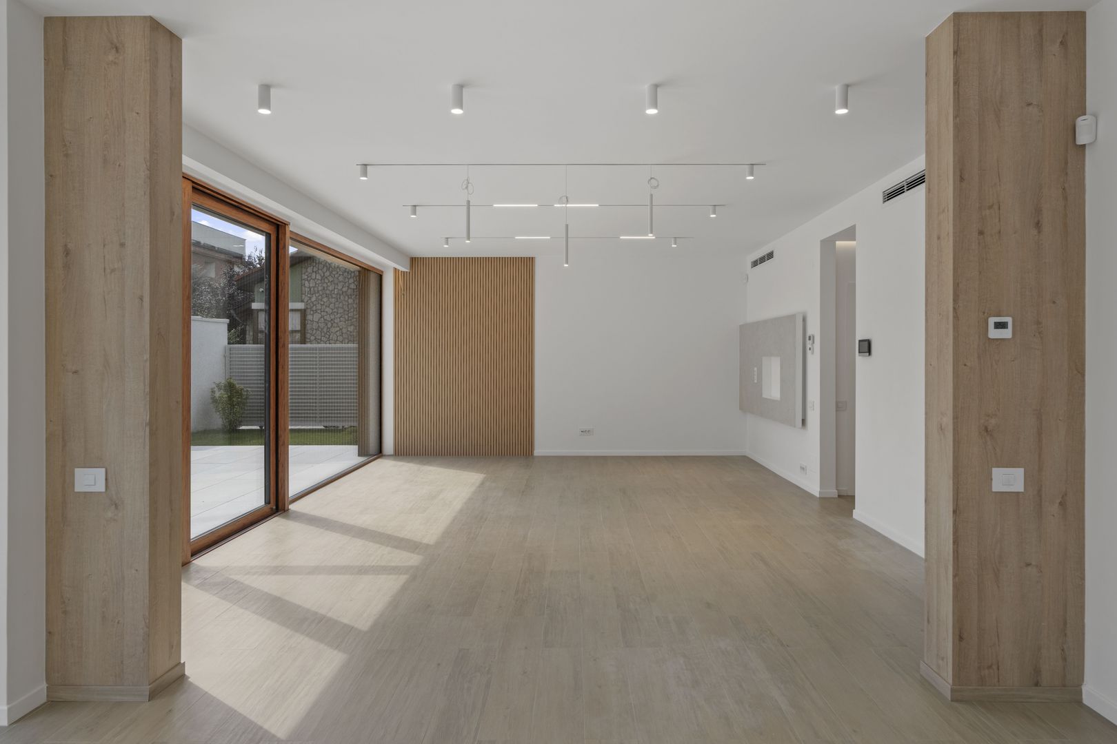 VILA MODERNA PROIECT EXCLUSIVIST ADIACENT IANCU NICOLAE - Poză 3