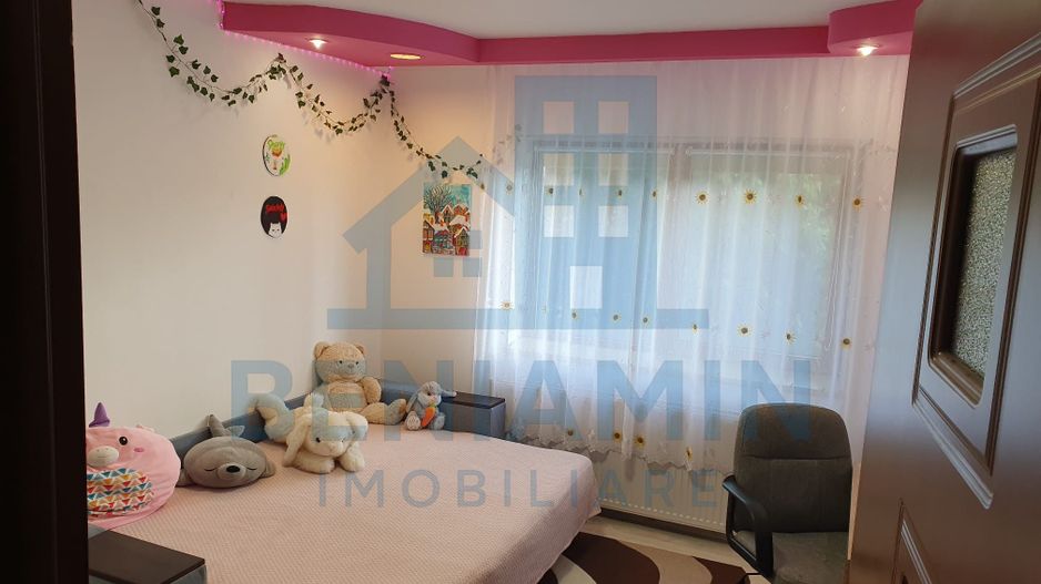 Apartament 4 camere etaj 1 Cartier Noua 99mp doua parcari - Poză 7