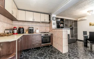 Casă în Vlaicu cu garaj și teren de 376 mp, Arad - Poză 12