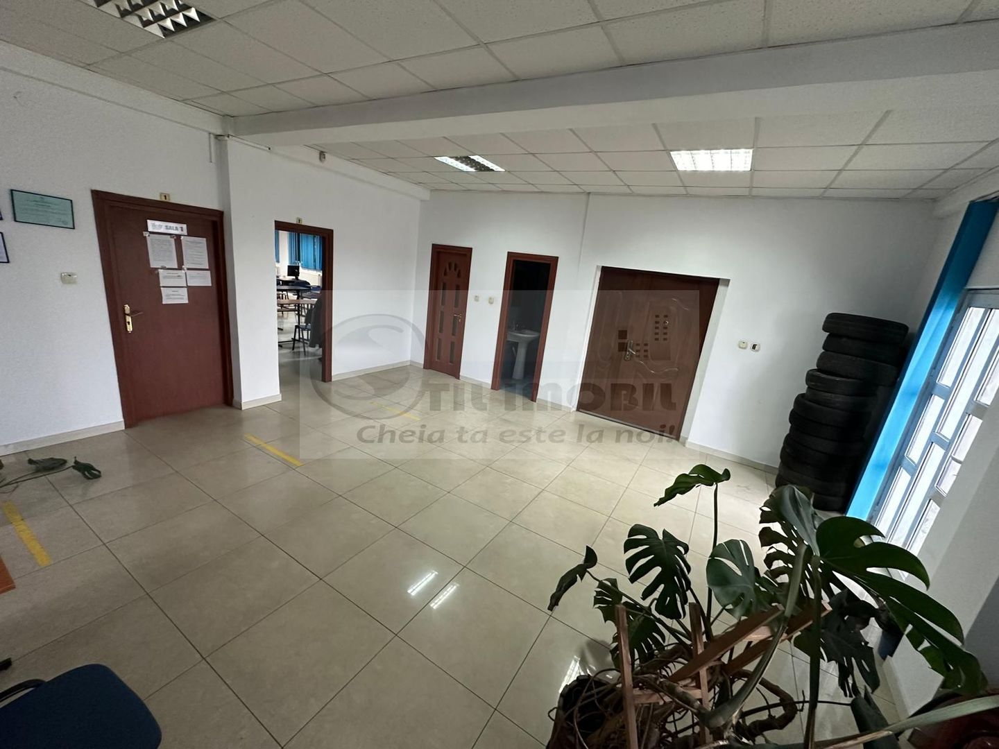 Spațiu comercial modern – 203 mp – disponibil imediat, zona Vitesco - Poză 3