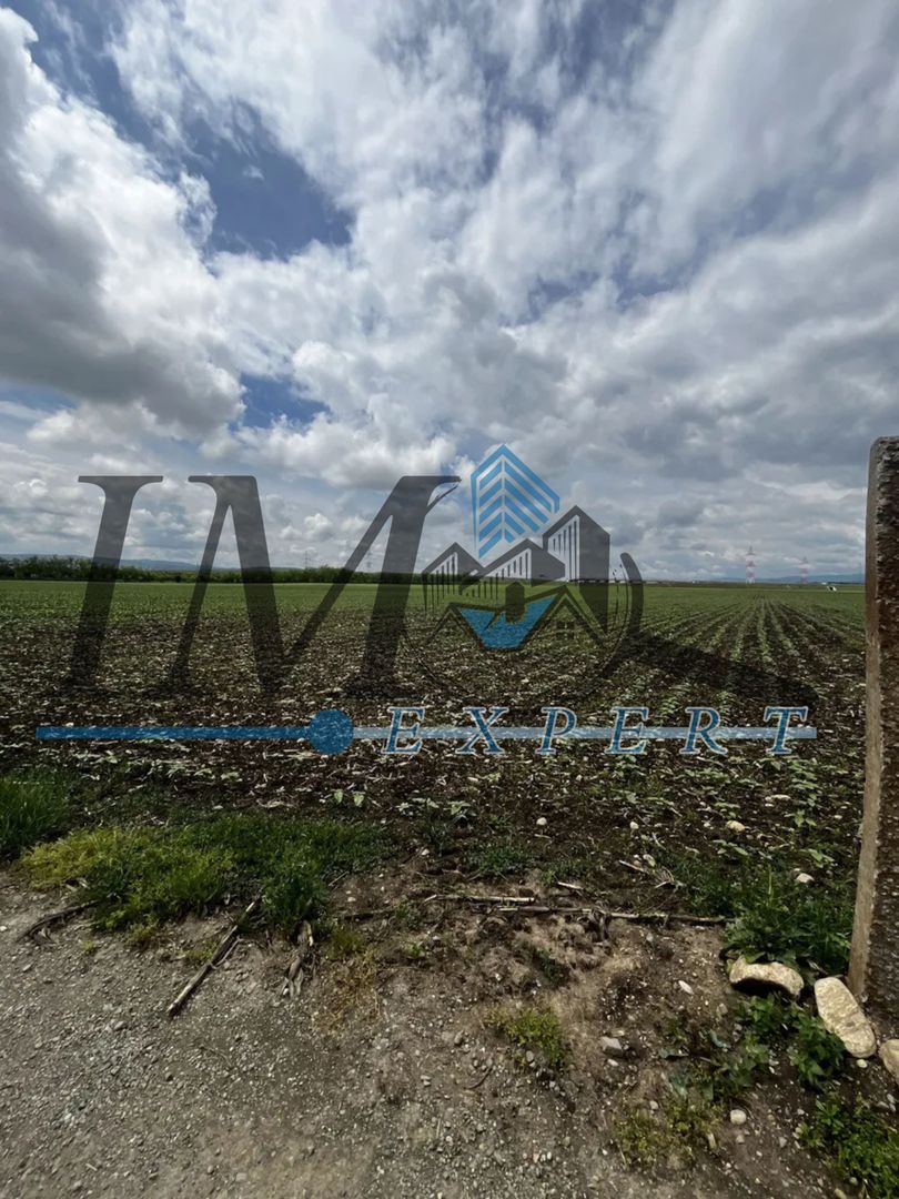 Teren de vânzare in Lancram zona noua - Poză 1