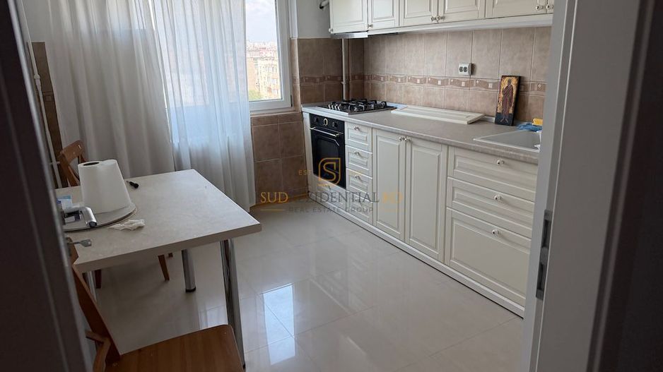 Apartament 3 camere , renovat recent, zona Sebastian-Rahova - Poză 3