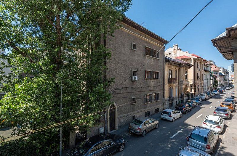 Etaj in vila ideal atelier, cabinet sau locuit, hub, activitati creative - Poză 28