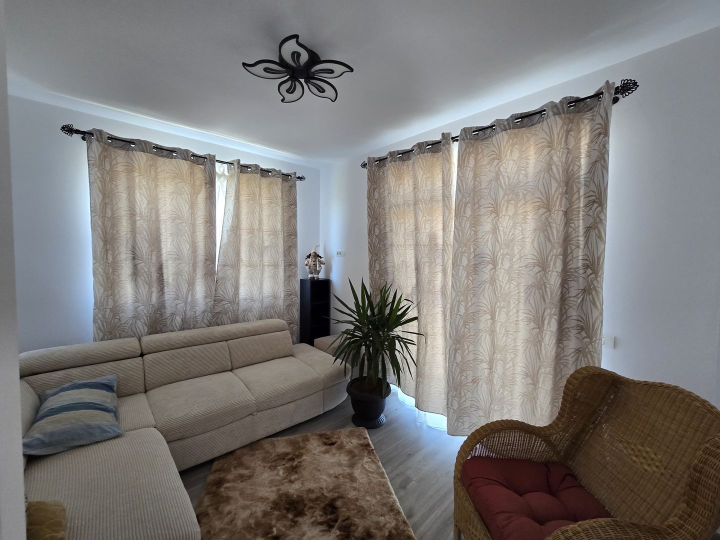 Sanandrei, Duplex pe Etaj, Proiect Modern, Desp prin camera Tehnica. - Poză 8