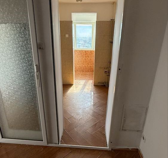 Apartament 3 cam zona Trapezului - Prevederii - Poză 5