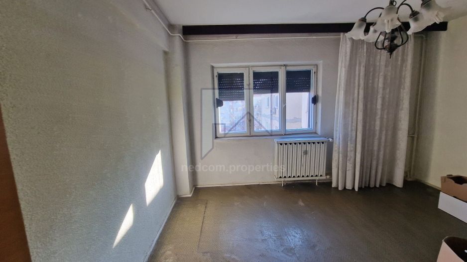 Vanzare apartament 3 camere - Drumul Sarii - Poză 1