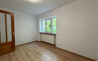 Apartament cu 2 camere, situat in zona centrala - Poză 3