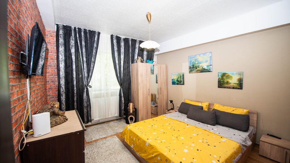 Casa Vila individuala spatioasa cu gradina de vanzare comuna Berceni - Poză 11