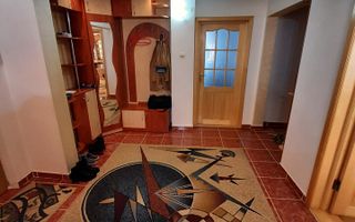 Apartament 3 camere, zona Bd.George Enescu , et.1, mobilat/utilat, pret negociabil ! - Poză 9