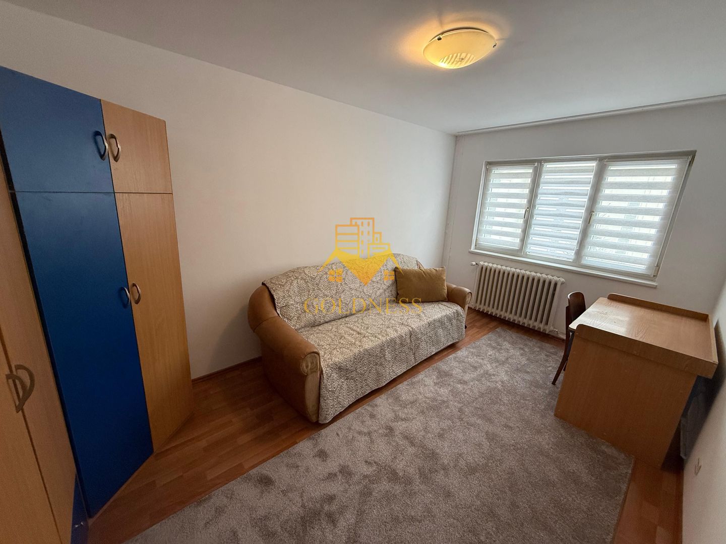 3 camere semidecomandate, balcon, Gheorgheni, Hotel Royal, P-ta Hermes - Poză 4