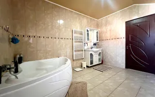 Casa individuala cu curte proprie de vanzare in Sacalaz COMISION 0% - Poză 18