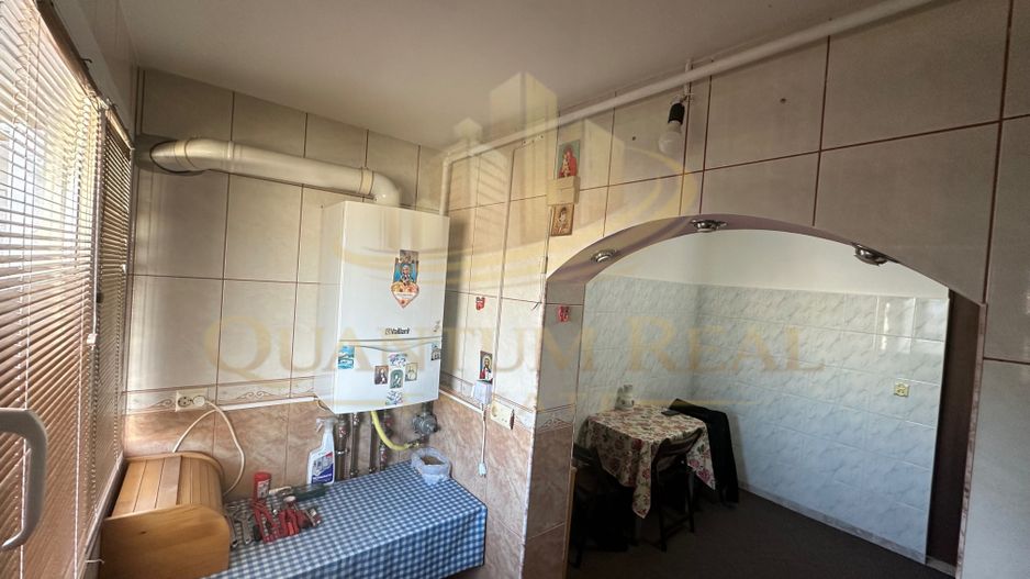 Inchiriez  2 Camere , Centrala proprie,Decomandat , Metrou Dristor - Poză 3