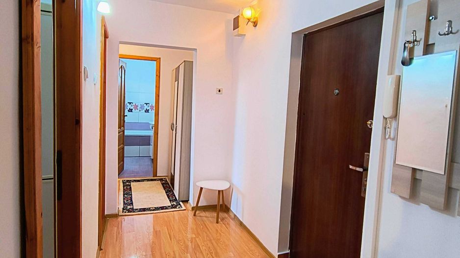 Proprietar, inchiriez pe termen lung Apartament 2 camere | Zona Lunei - Poză 4
