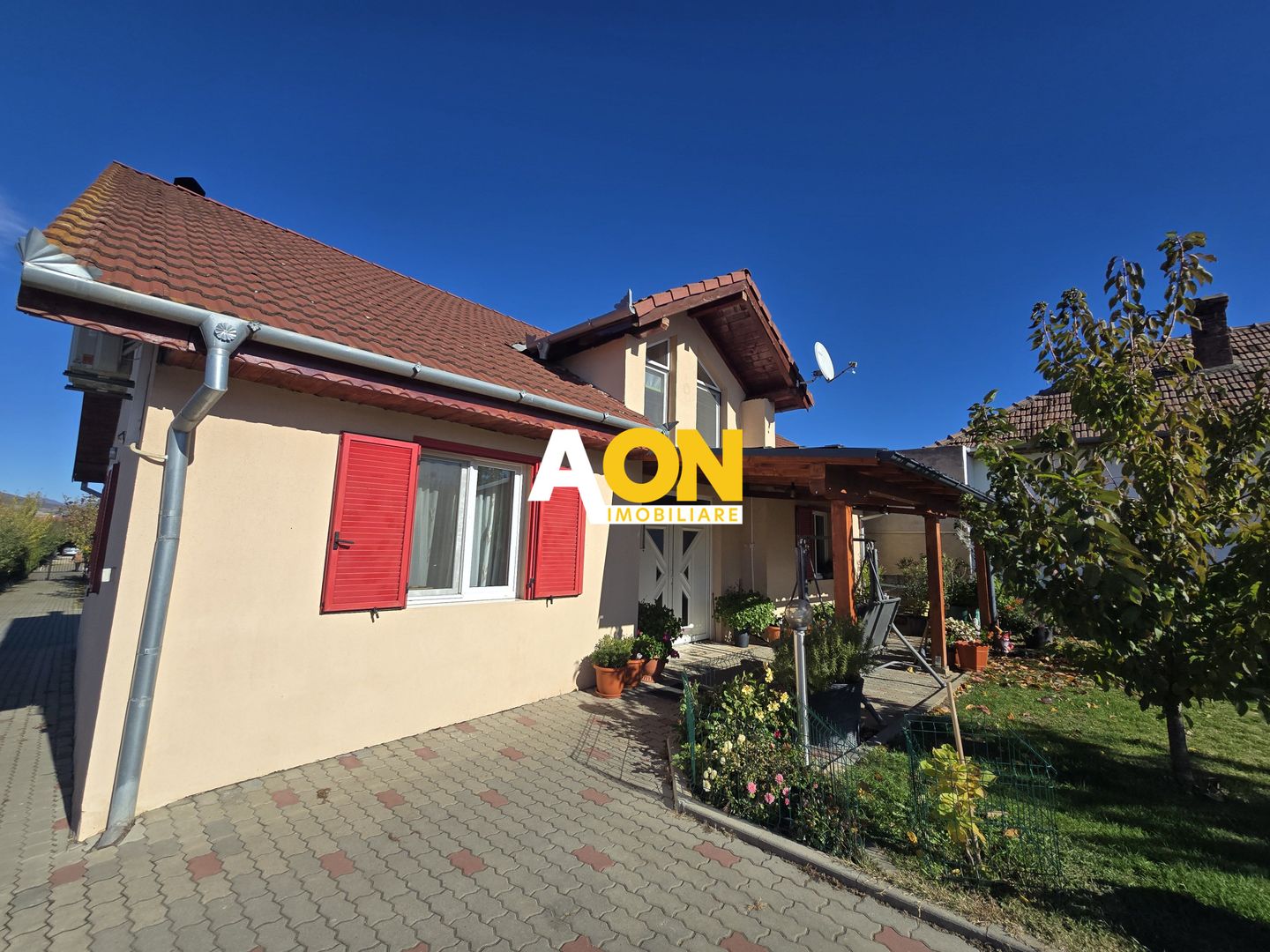 Casa 5 Camere, 2 Bai, 600mp Teren, Zona Oarda - Poză 2