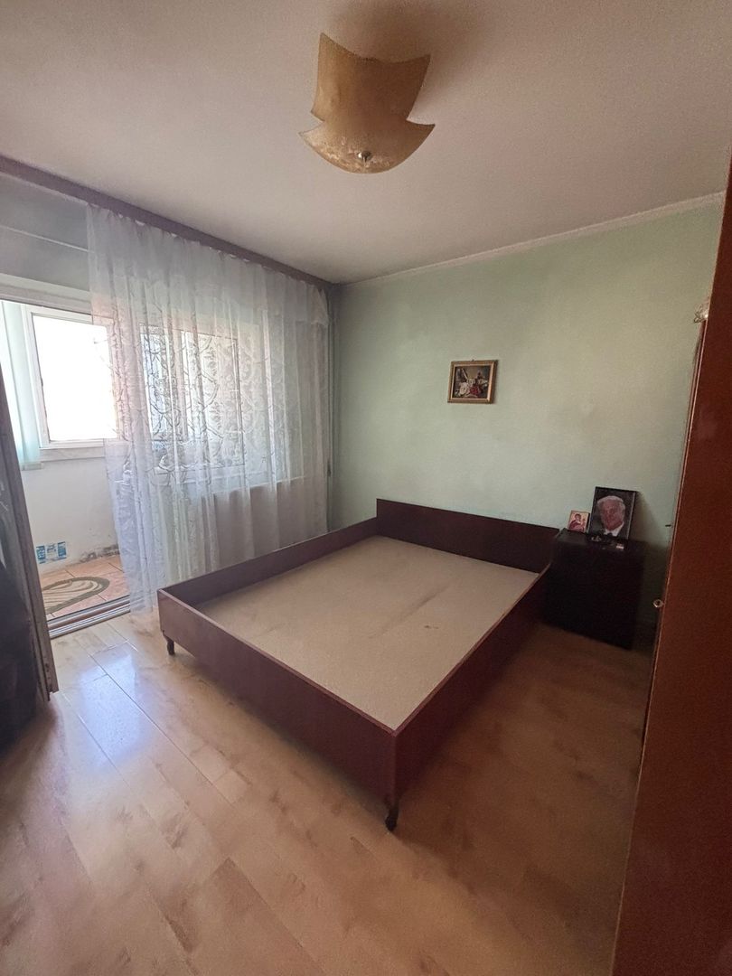 Apartament 4 camere, Micro 20, PR-uri - mobilat si utilat - 77000 euro - Poză 6