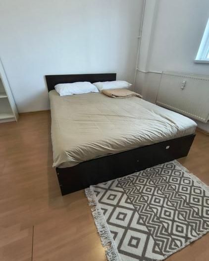 De inchiriat Apartament 3 camere,sect 4 București zona Tineretului - Poză 2