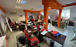 Pretabil grădiniță , clinica zona Lipovei - Poză 22