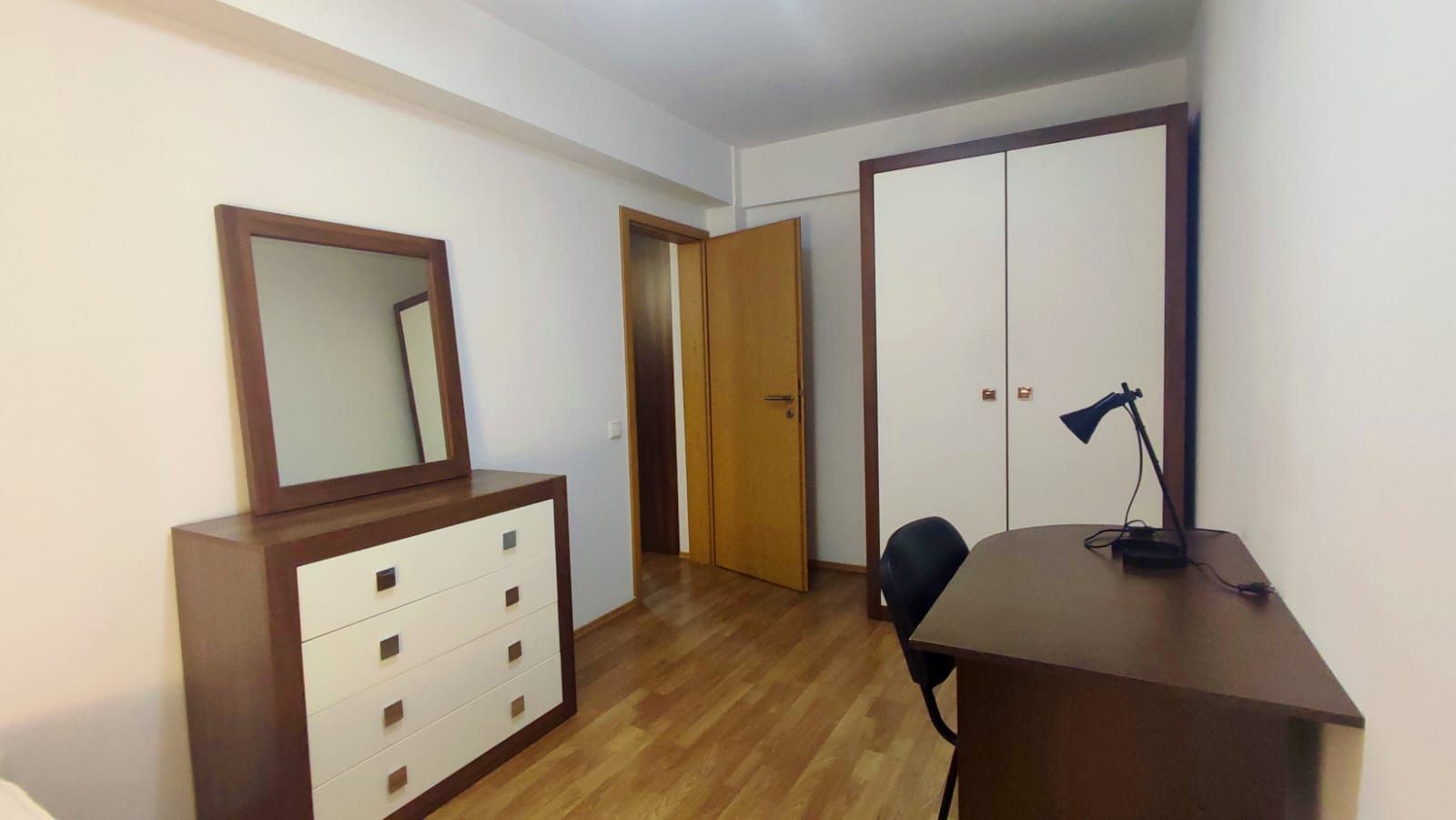 2 Camere cu Parcare zona Platinia USAMV / UMF - Poză 5