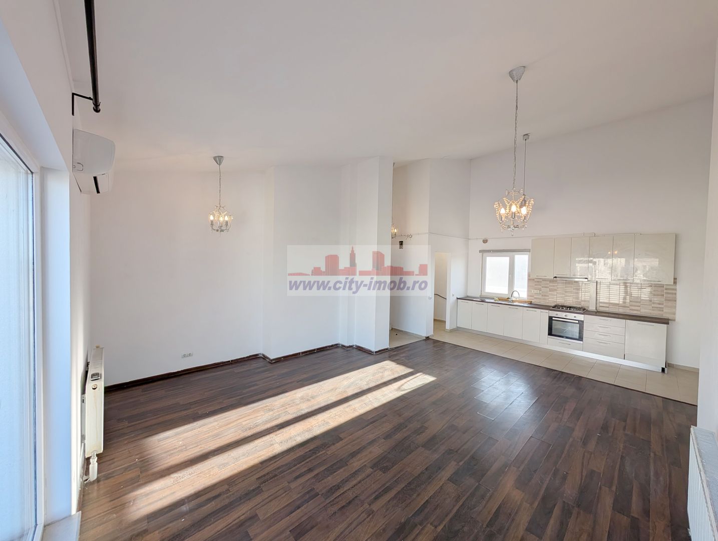 Vanzare Apartament doua camere Baneasa - Poză 3