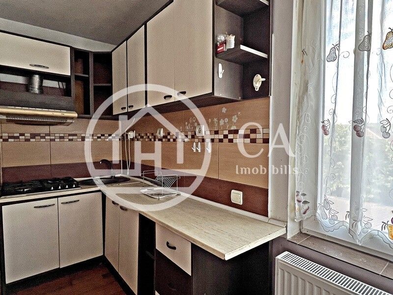 Casă cu 3 camere de închiriat la curte comună, în zona străzii Clujului, Oradea - Poză 2