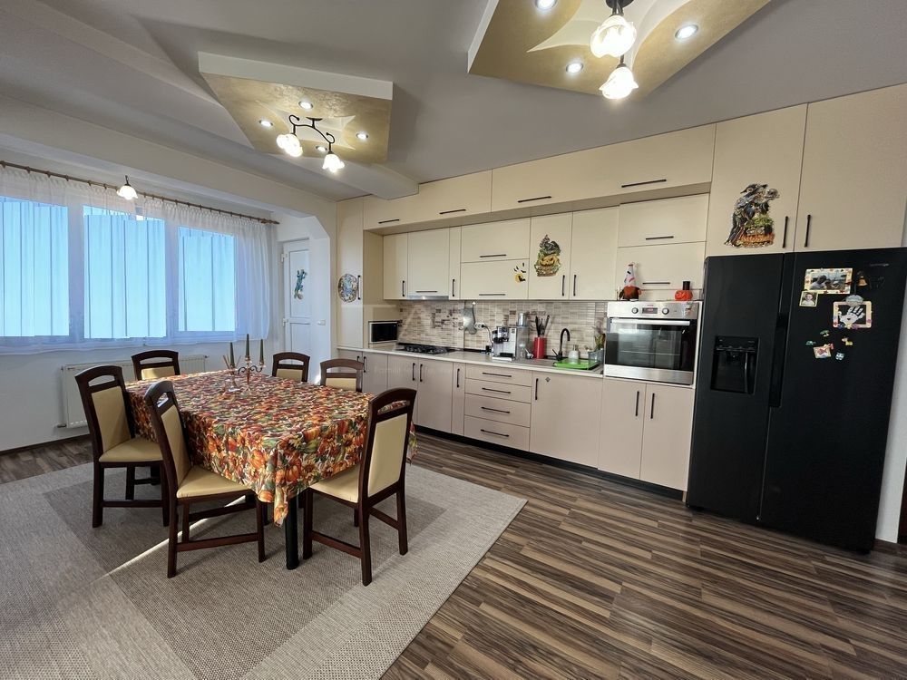 Apartament 4 camere pe două niveluri – Florești, zona Tăuțiului. - Poză 2