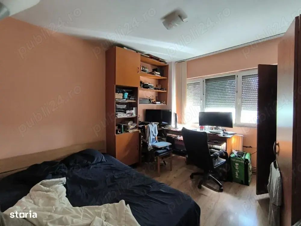 De vanzare apartament  3 camere Victoriei-Basarab - Poză 2