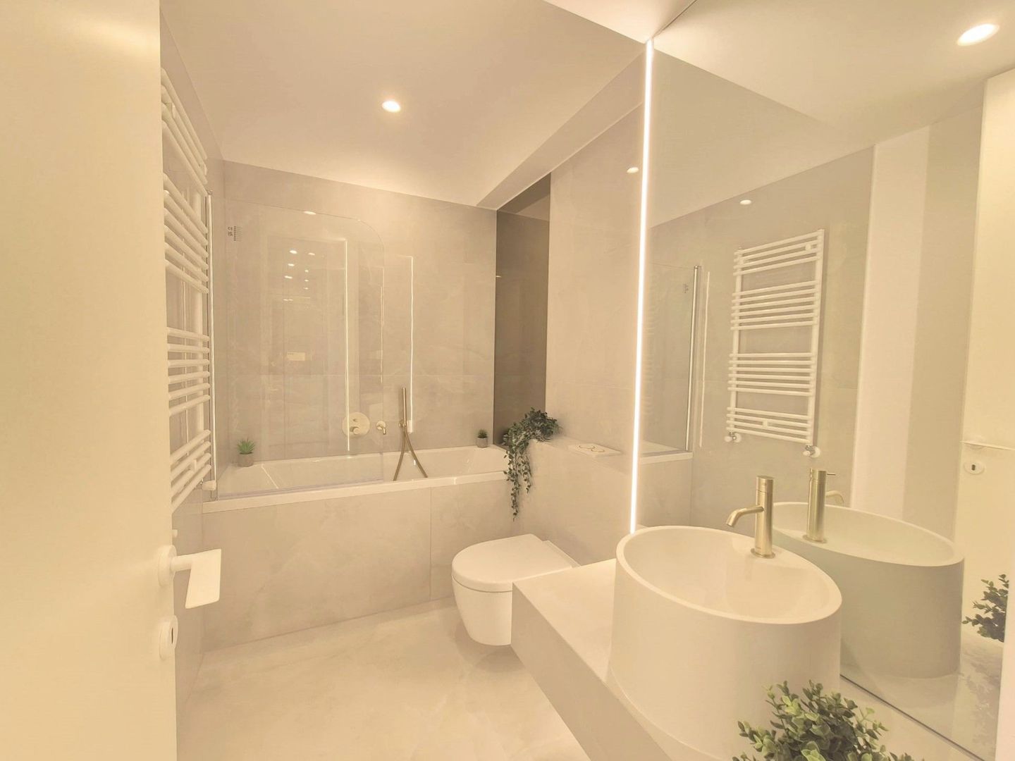 COMISION 0% Garsoniera 41mp prima inchiriere Cortina North, loc parcare subteran - Poză 9