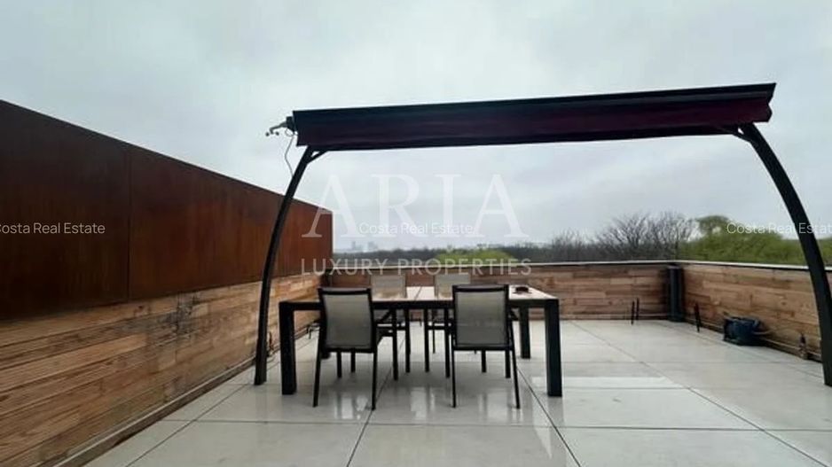 BELAIR LAKE - Penthouse duplex - LAKEFRONT - - Poză 3