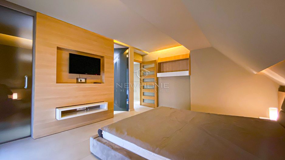 Apartament LUX 4 camere Parcare, zona Campului - Poză 1