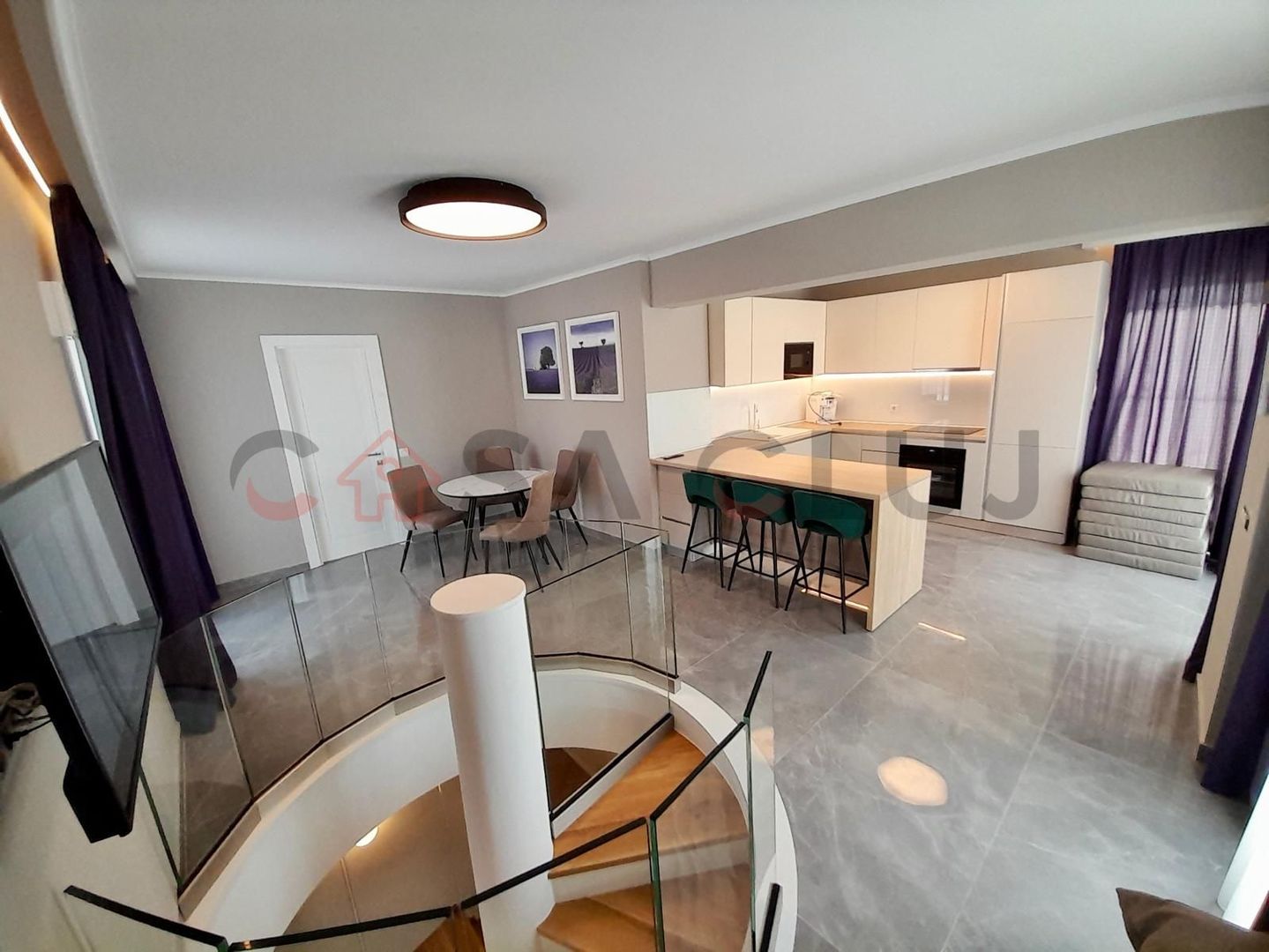 Penthouse, lux, Bună Ziua! - Poză 1