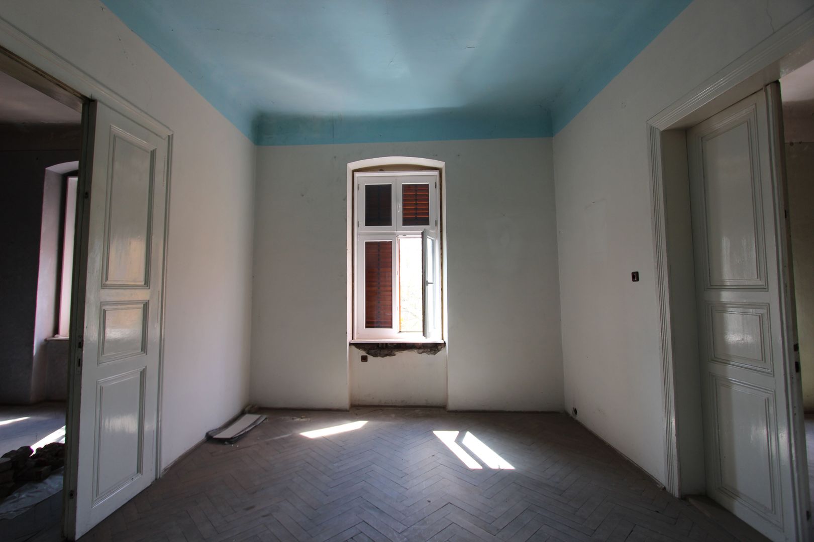 Imobil cu potential - Poză 9