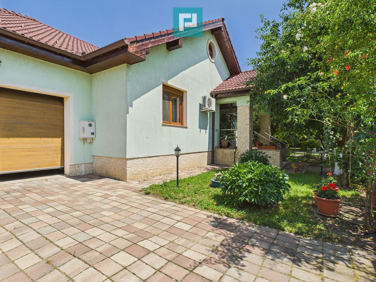 Casă cochetă în Sânleani - Cartierul Florilor - Poză 27