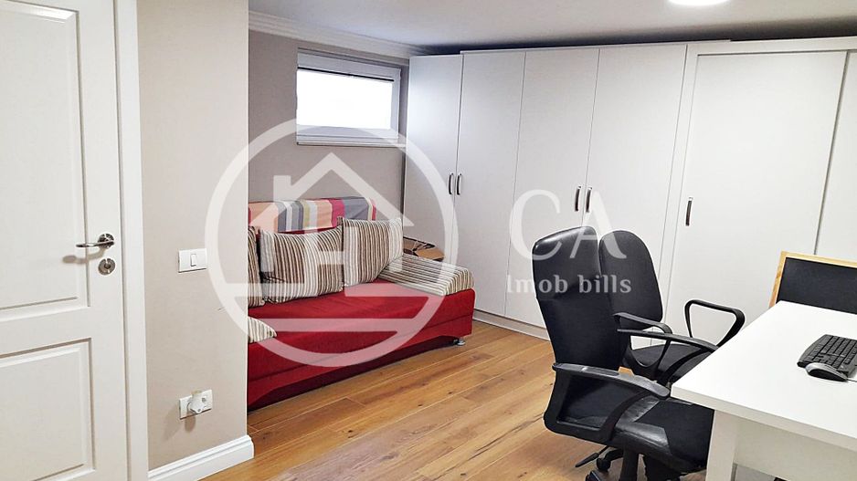 Casă de vânzare cu 5 camere în zona de Dealuri, Oradea - Poză 13