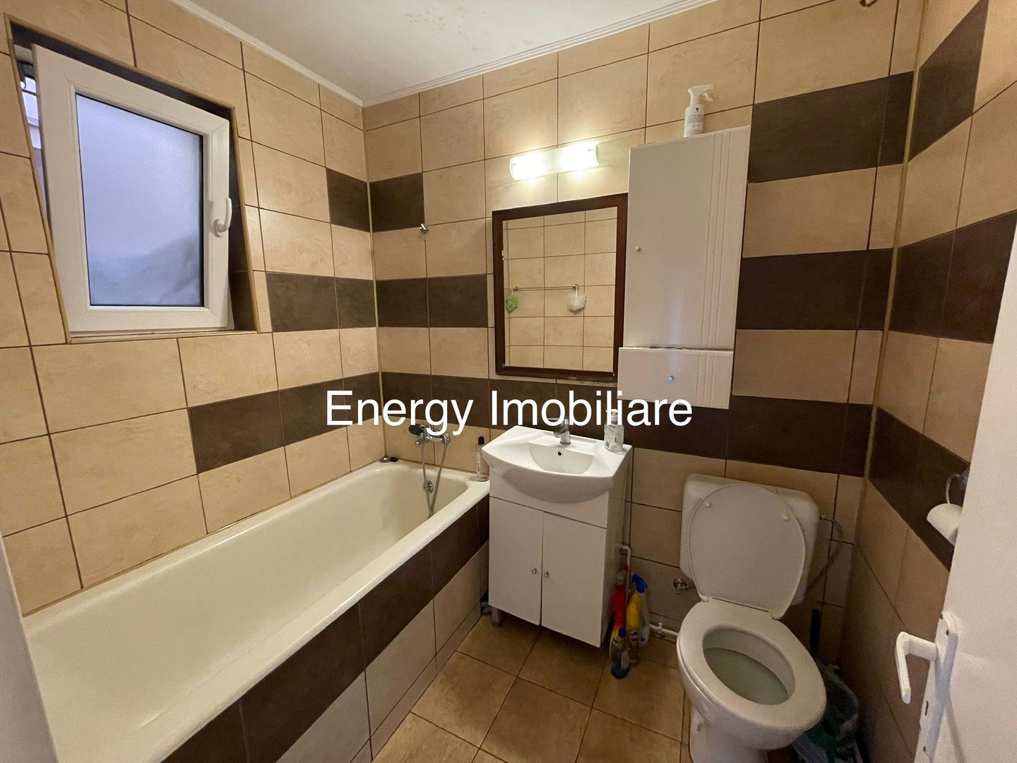 Apartament cu 2 camere,zona Libertății - Poză 6