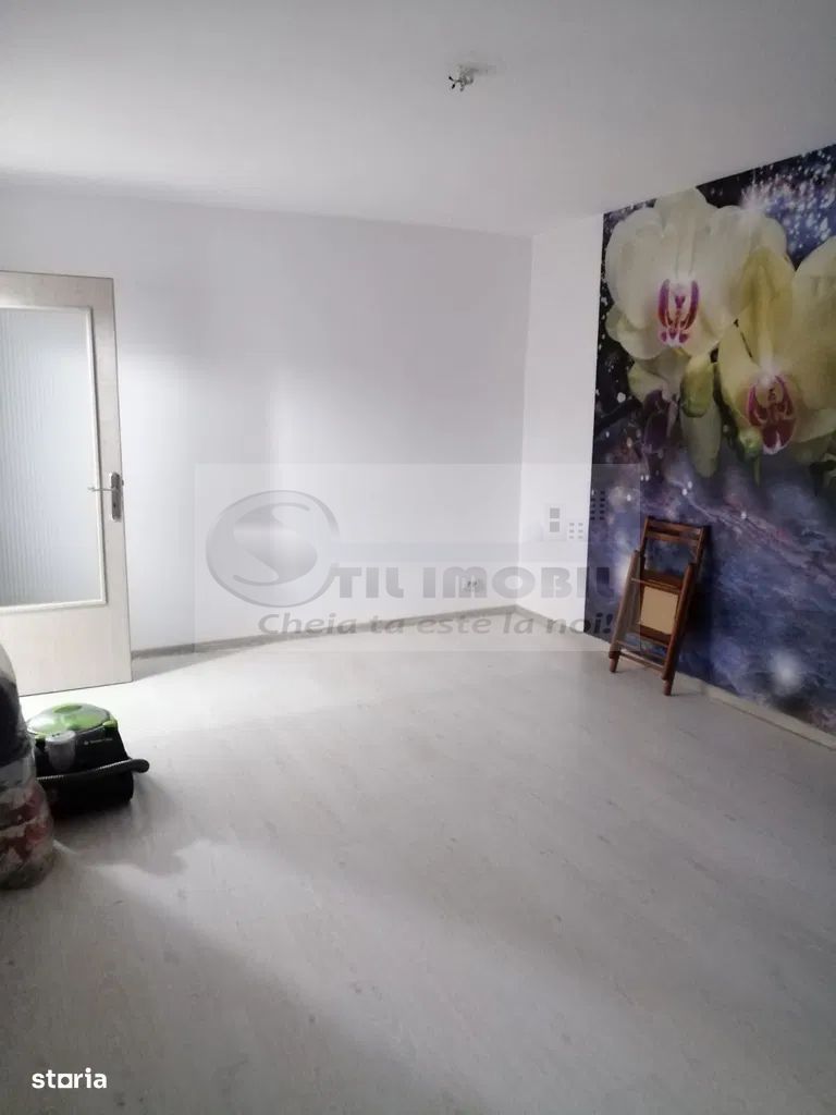 Ap 4 camere, decomandat ,Bld. Poitiers – 135000 EURO NEGOCIABIL - Poză 2