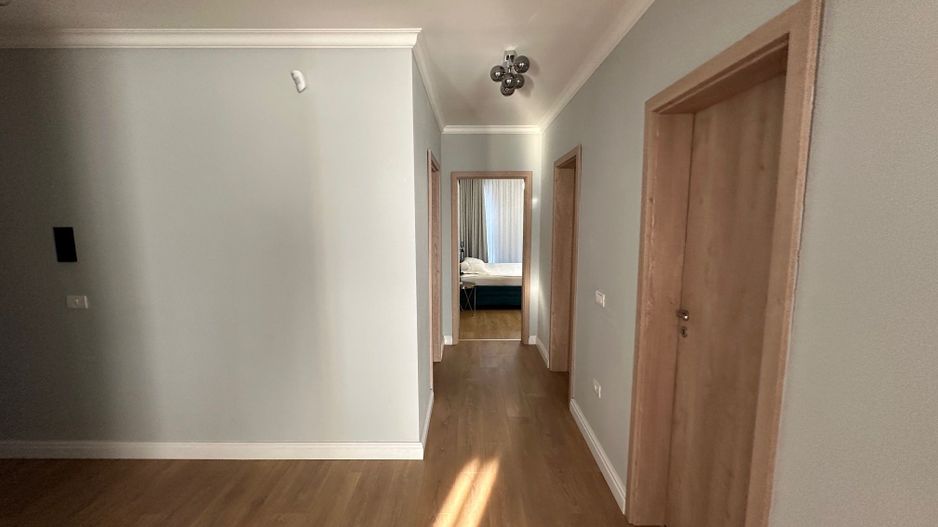 Apartament cu 3 camere - Poză 11