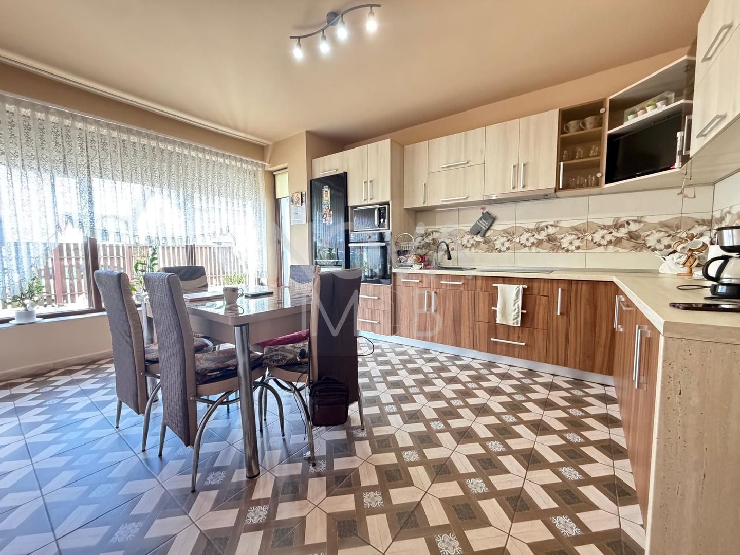 Casa tip duplex - mobilata si utilata - Poză 6