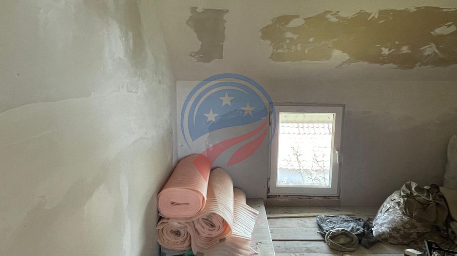 Casa in Predesti - Poză 7