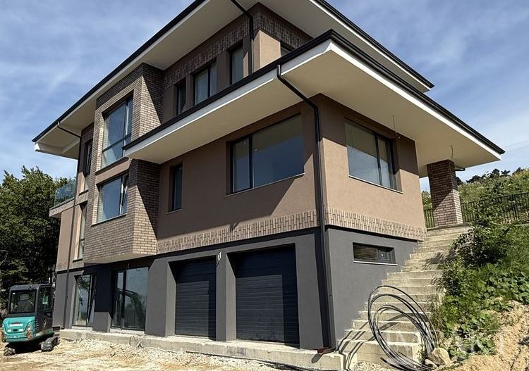 Casa de vanzare care reflectă stilul tău de a trăi la înălțime! - Poză 2