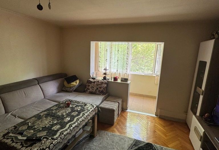BRASADAS vinde ap 3 cam in Micro 16 etaj 2/4. - Poză 6
