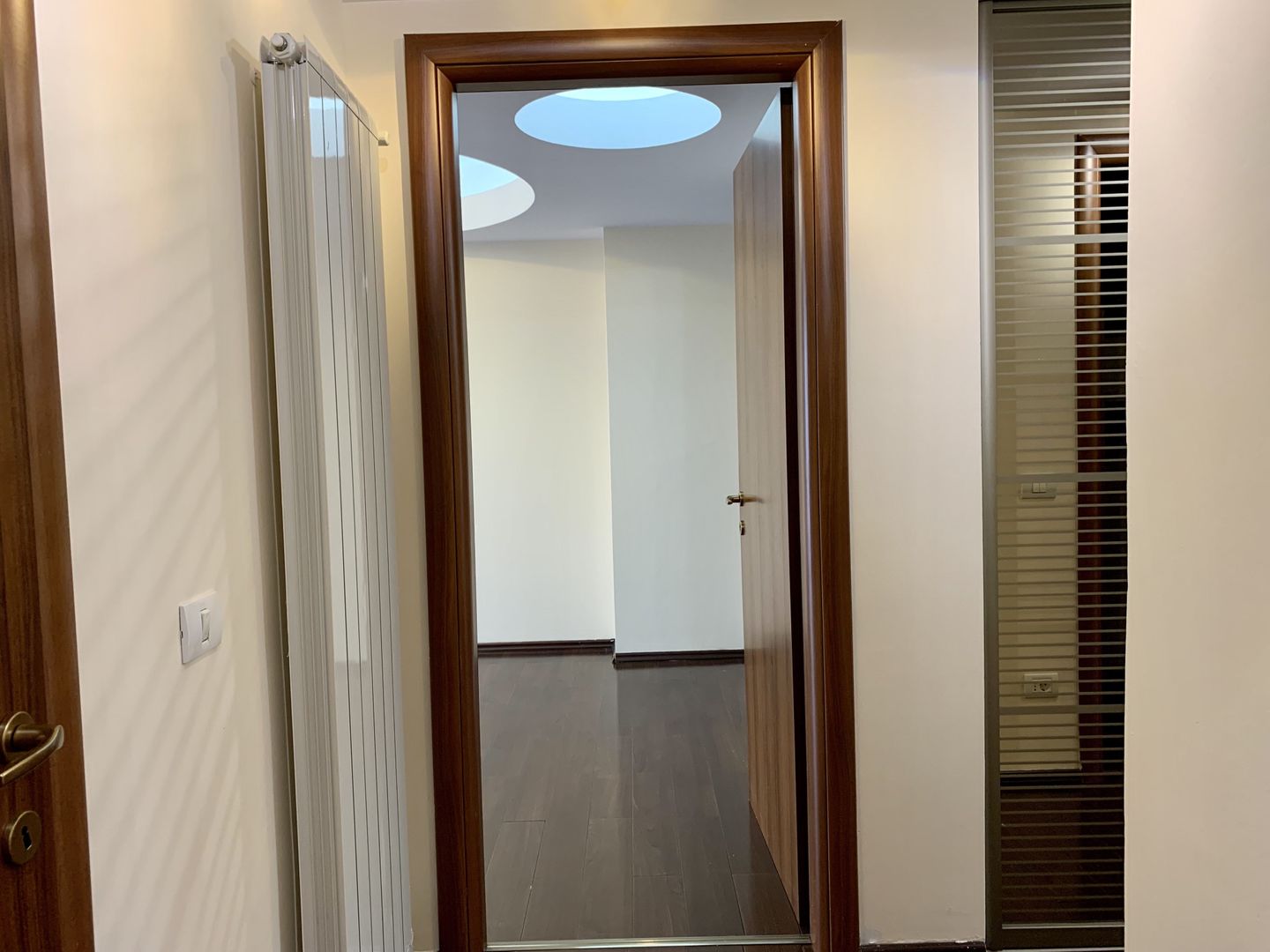 Apartament 4 camere spatios | Barbu Văcărescu |  2 Locuri de parcare - Poză 15