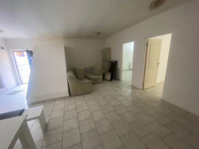 SPATIU COMERCIAL CU MULTIPLE DESTINATII CENTRAL - Poză 30