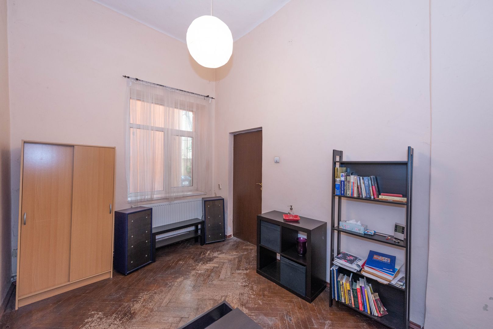 Apartament 3 camere de vanzare, in vila, 83 mp - Poză 16