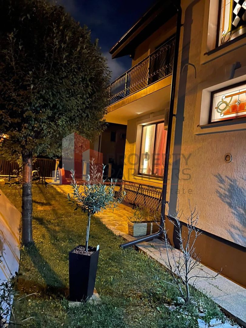 Vila langa Jollie Ville, Pipera - Poză 2
