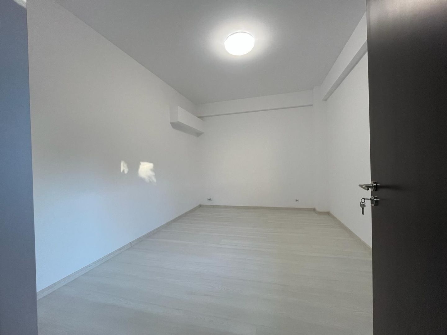 Comision 0 Apartament 3 cam Bucuresti Noi ,deosebit; suprafata mare - Poză 10